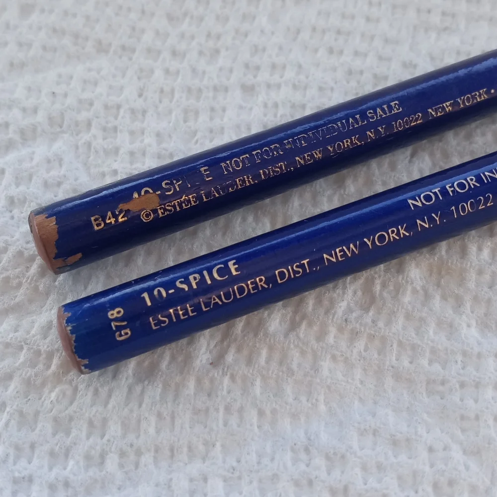 Estee Lauder Lip Defining Wooden Pencil Spice 10 Lightweight Creamy Long Lasting
